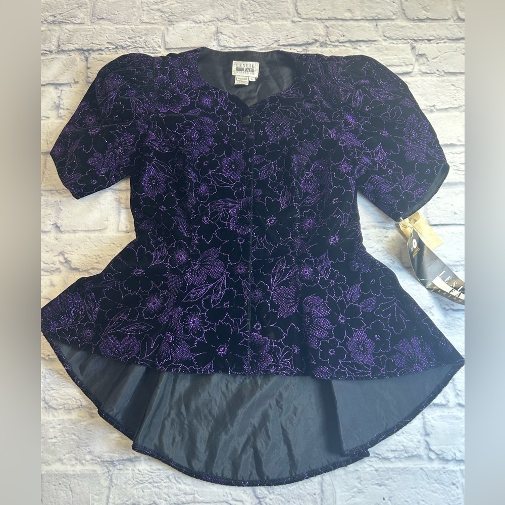 NWT Vintage Leslie Fay Peplum Blouse w/ Black & Purple Burn Out Print. Size 8.